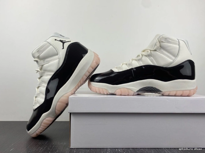 Rep Jordan AR0715-101 11 Neapolitan WMNS Air 0803